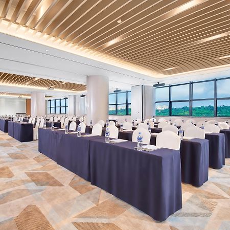 Holiday Inn Express Chongqing Airport Zone By Ihg Екстериор снимка