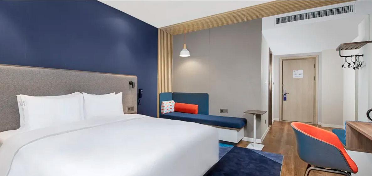 Holiday Inn Express Chongqing Airport Zone By Ihg Екстериор снимка