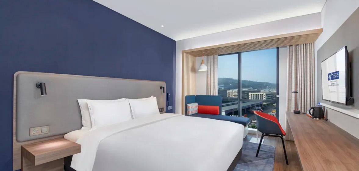 Holiday Inn Express Chongqing Airport Zone By Ihg Екстериор снимка