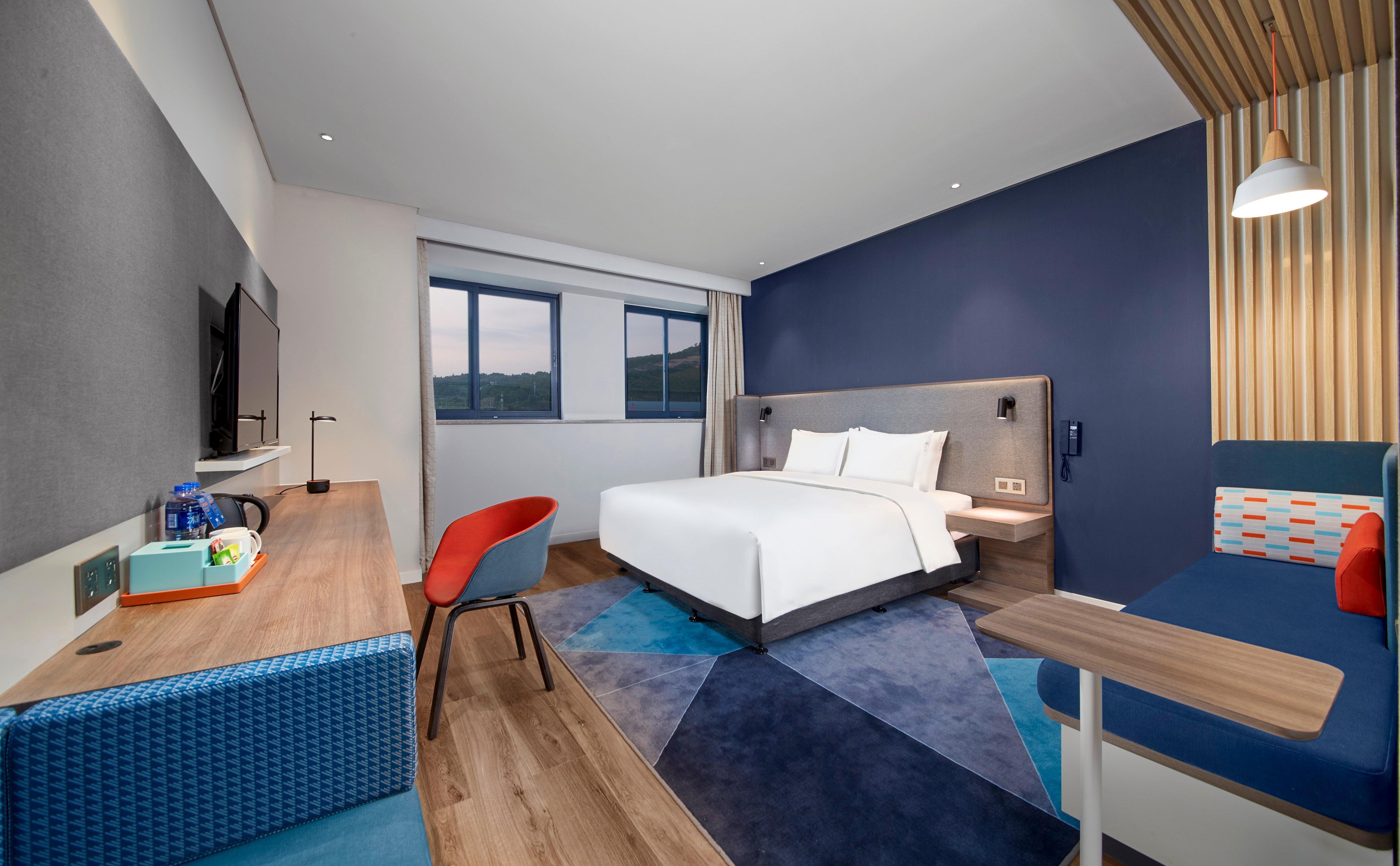 Holiday Inn Express Chongqing Airport Zone By Ihg Екстериор снимка