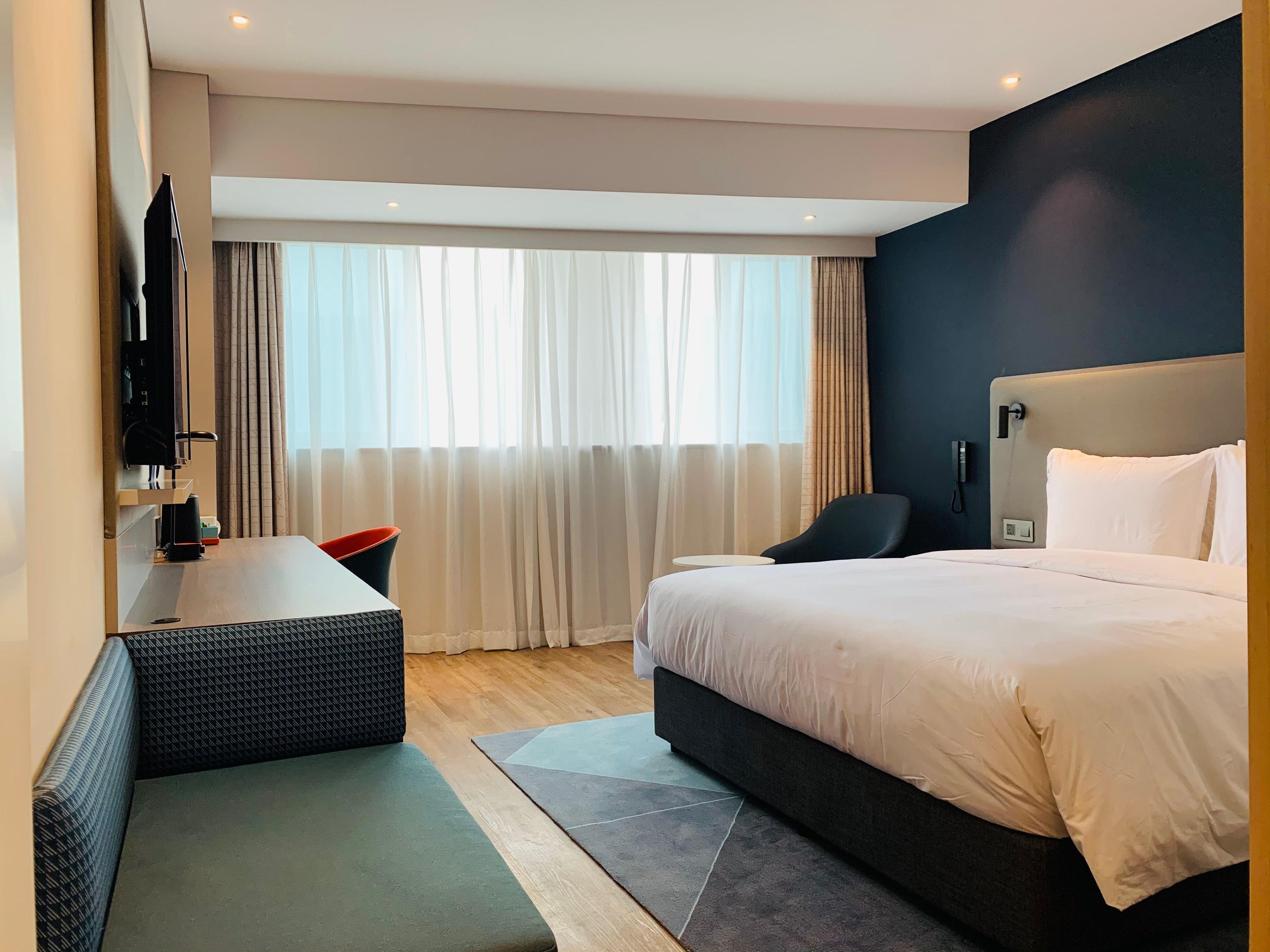 Holiday Inn Express Chongqing Airport Zone By Ihg Екстериор снимка